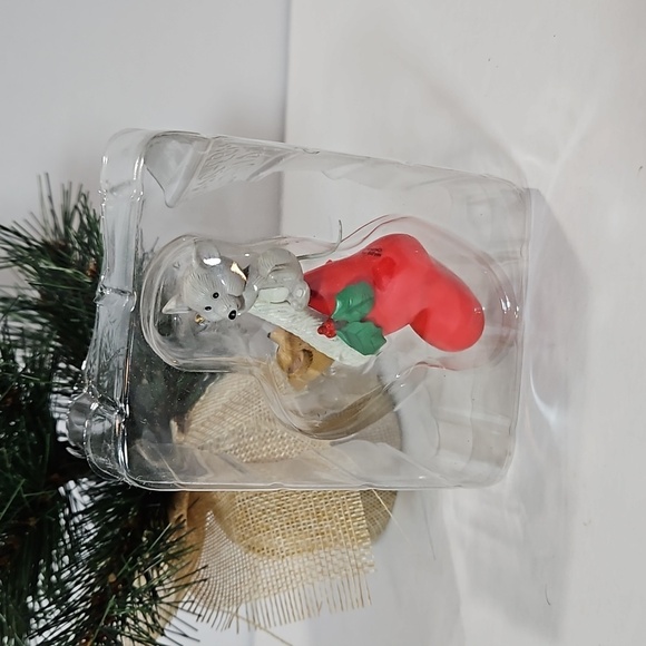 House of Lloyd Christmas Around the World Mischeeseous Mice X-mas Tree Ornament - Picture 5 of 7